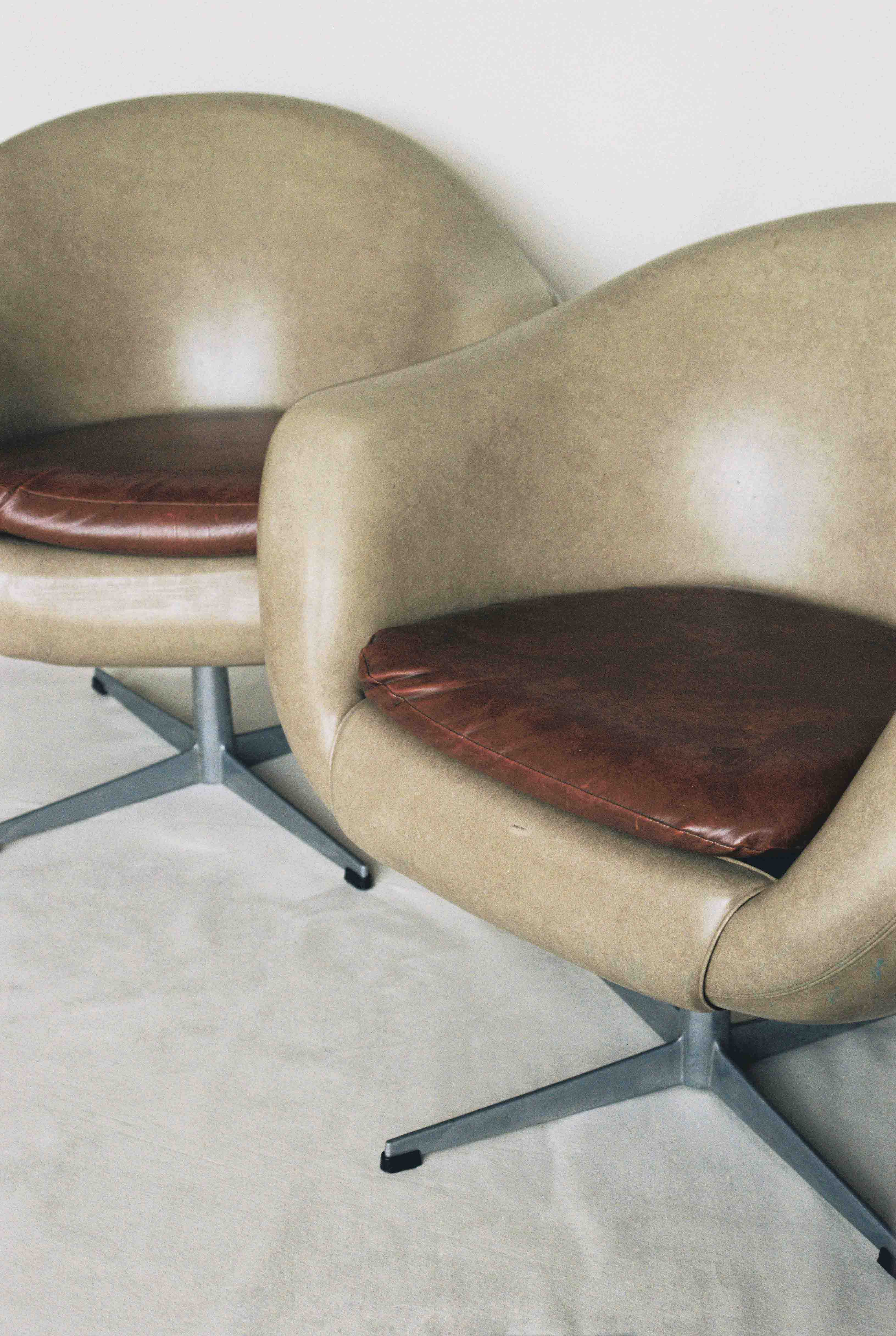 Frystark Swivel Pod Chairs available for prop hire in Cape Town